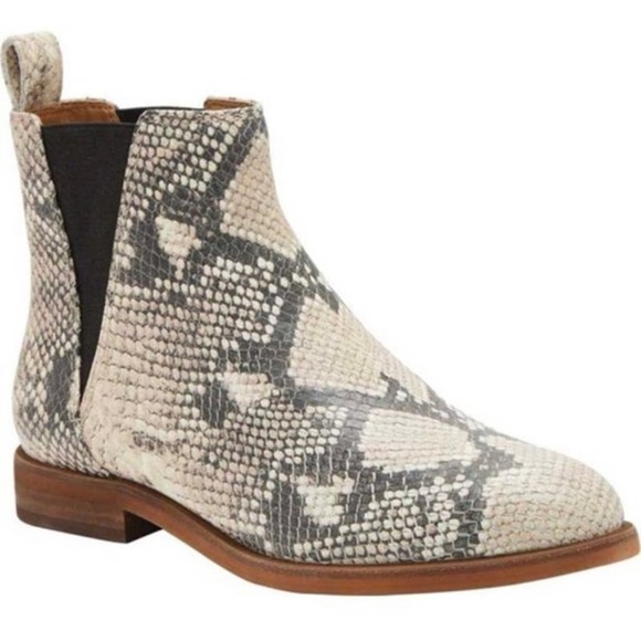 Women’s Lucky Brand Haylia Snake Print Boots 7 US! - Picture 1 of 9